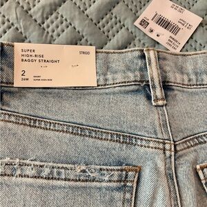 American Eagle Women's Light Blue Super High-Rise Baggy Strigid Jeans